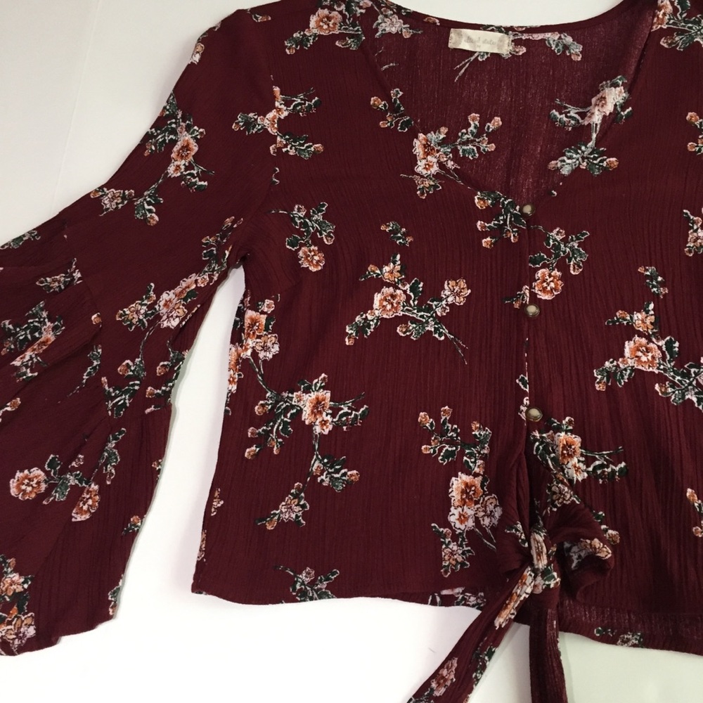 Altar'd State Arla V-Neck Top - Picture 8 of 14